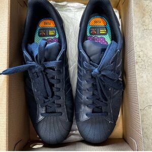 3 PAIRS- pharrell adidas